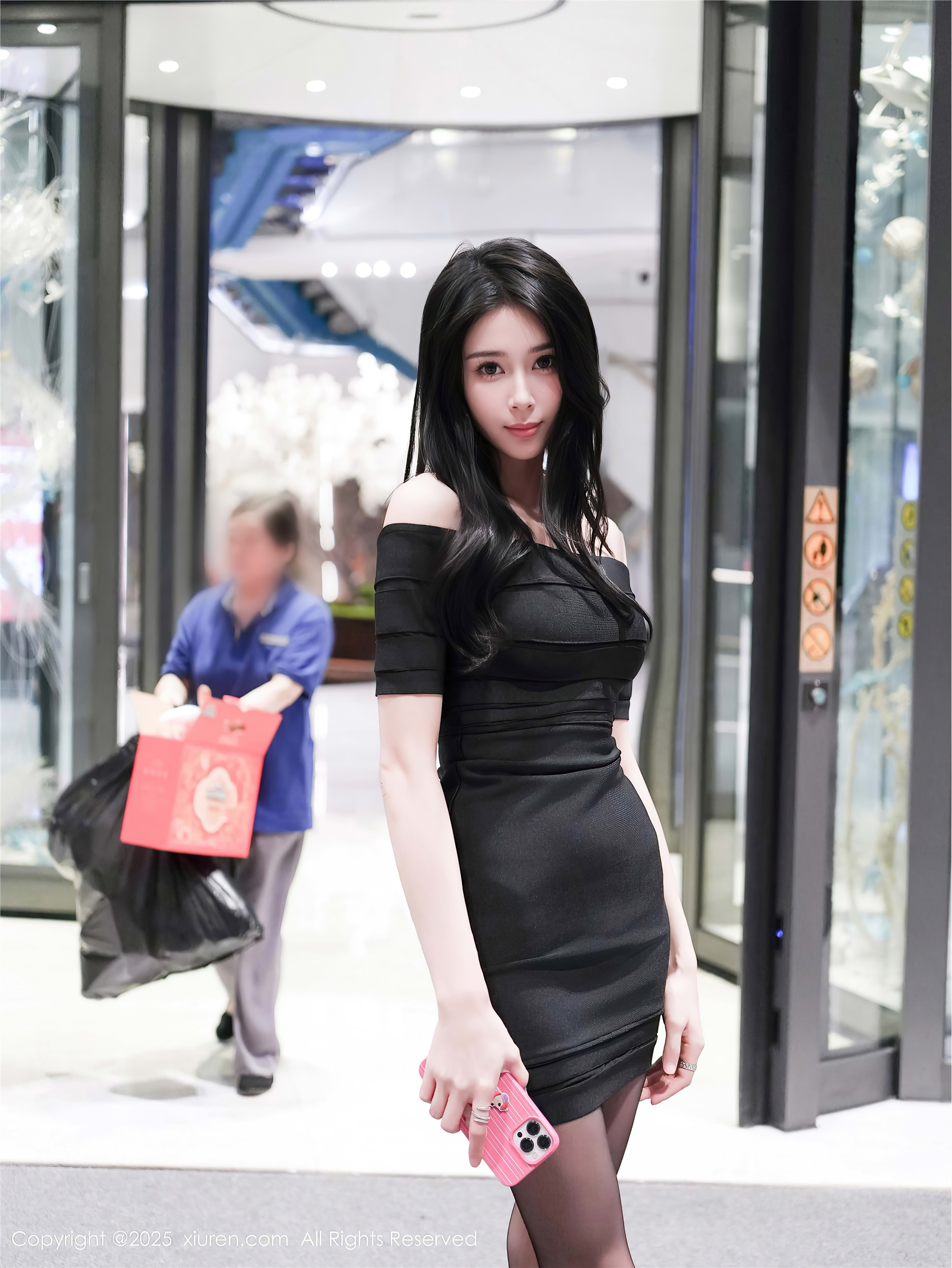 Xiuren秀人网 2025.11.04 NO.10942 椰汁糯米姬